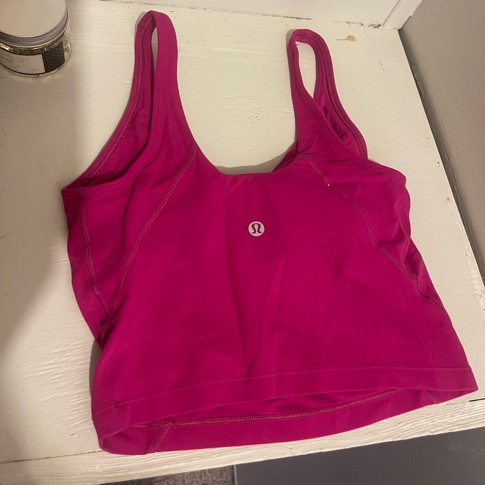 Lulu align top